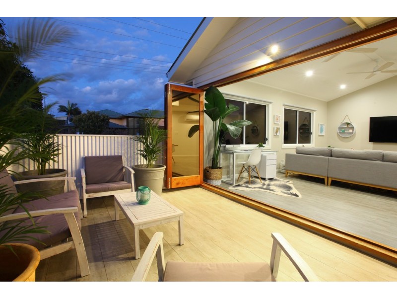 1/52 Albatross Avenue, Mermaid Beach QLD 4218