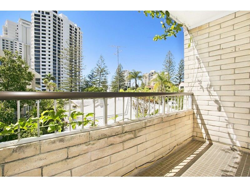 5 ‘Athena’ 21 First Avenue, Broadbeach QLD 4218