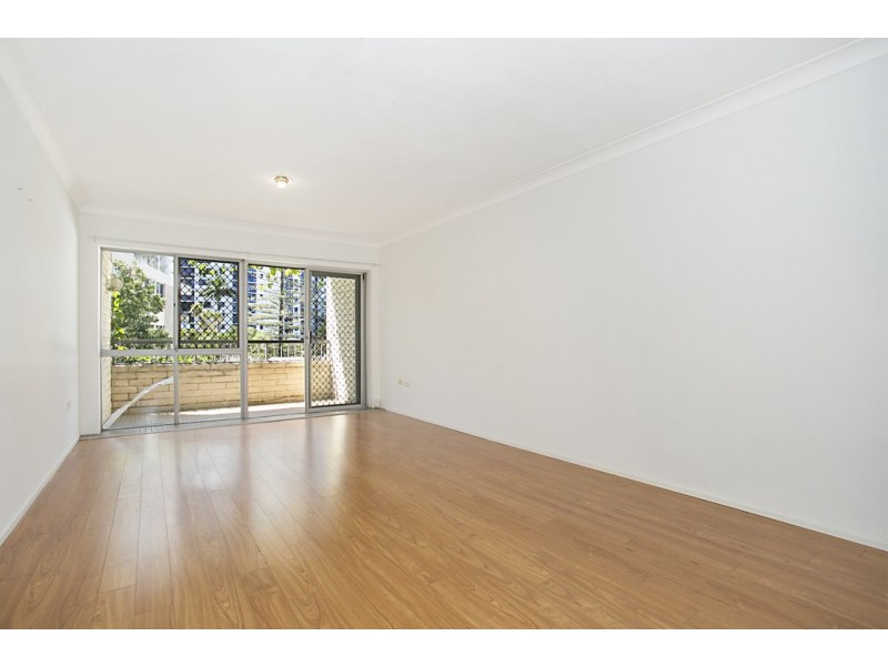 5 ‘Athena’ 21 First Avenue, Broadbeach QLD 4218