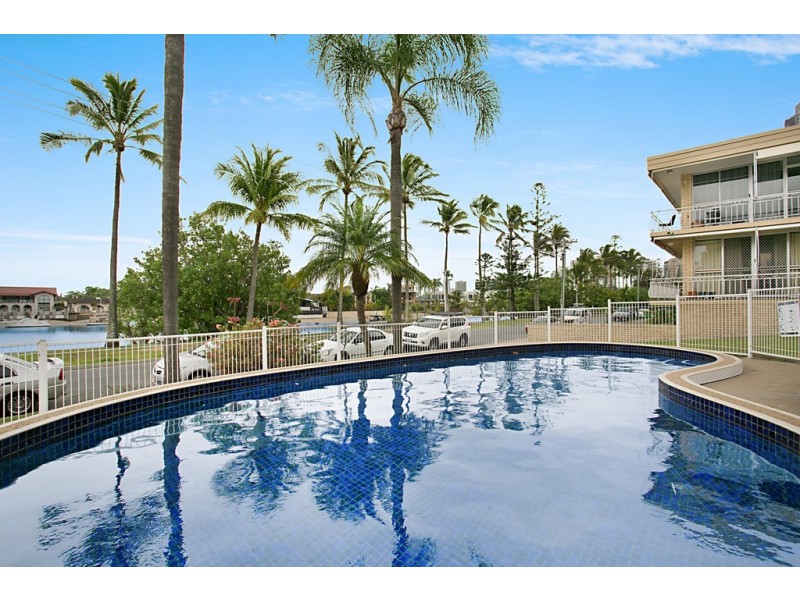 10/11 Watson Esplanade, Surfers Paradise QLD 4217