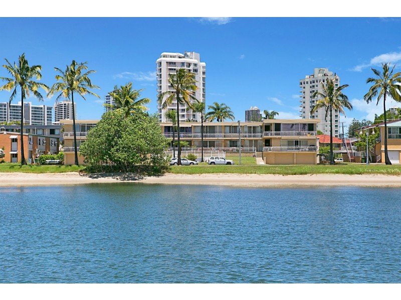 10/11 Watson Esplanade, Surfers Paradise QLD 4217