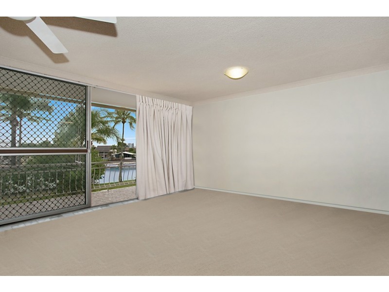 10/11 Watson Esplanade, Surfers Paradise QLD 4217