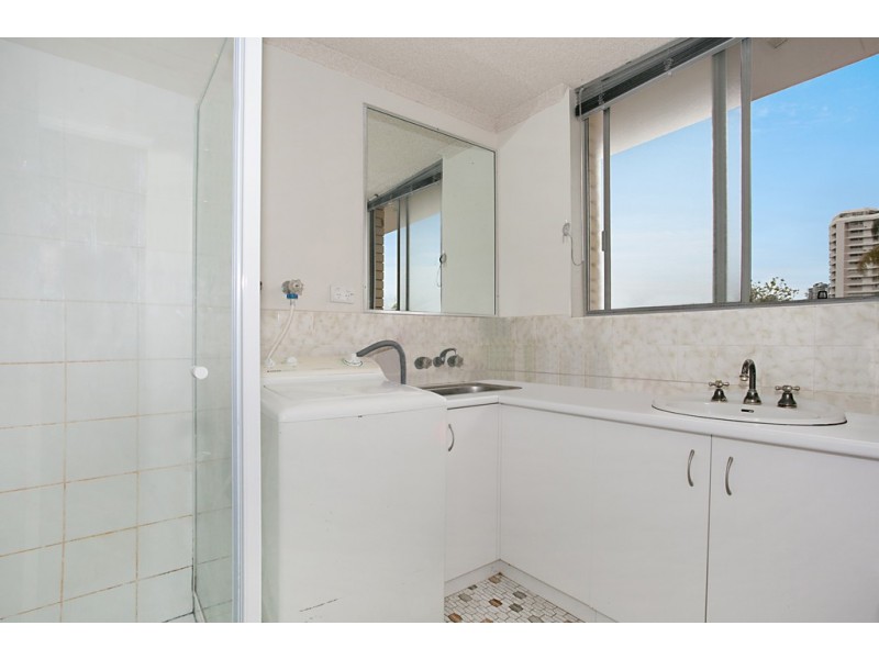 10/11 Watson Esplanade, Surfers Paradise QLD 4217