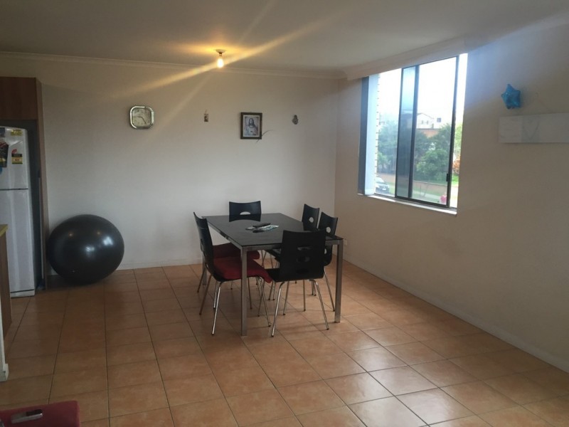 8/2619 Gold Coast Highway, Broadbeach QLD 4218