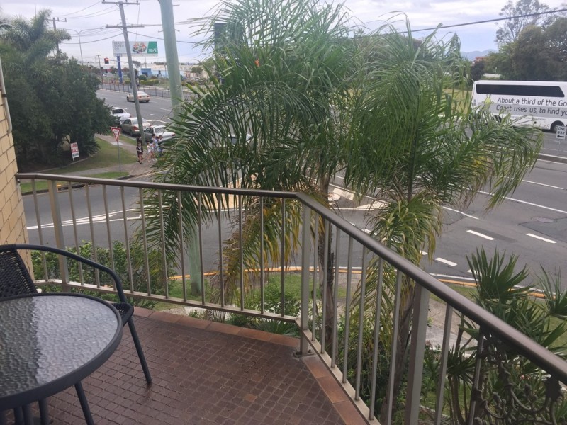 8/2619 Gold Coast Highway, Broadbeach QLD 4218