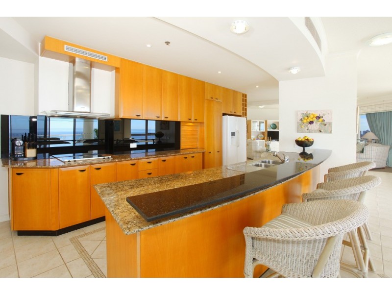 27 ‘La Sabbia’ 74-86 Old Burleigh Road, Surfers Paradise QLD 4217