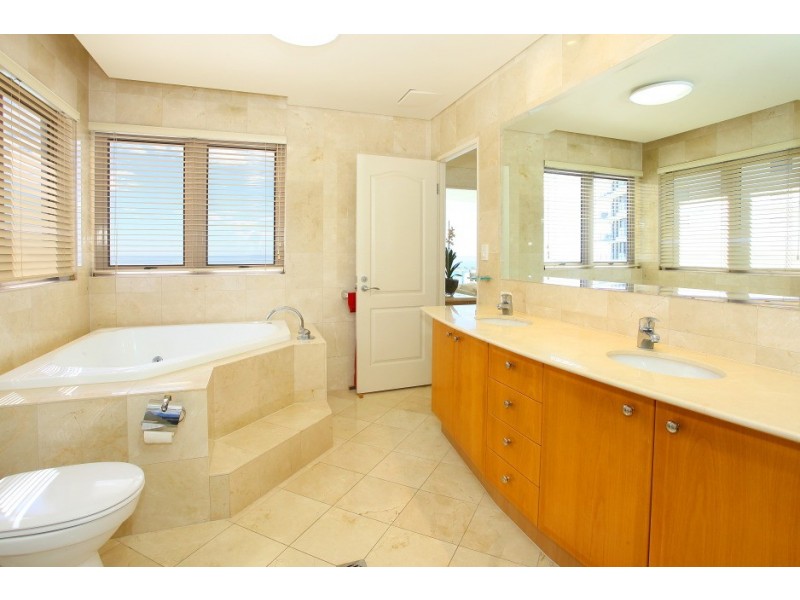 27 ‘La Sabbia’ 74-86 Old Burleigh Road, Surfers Paradise QLD 4217