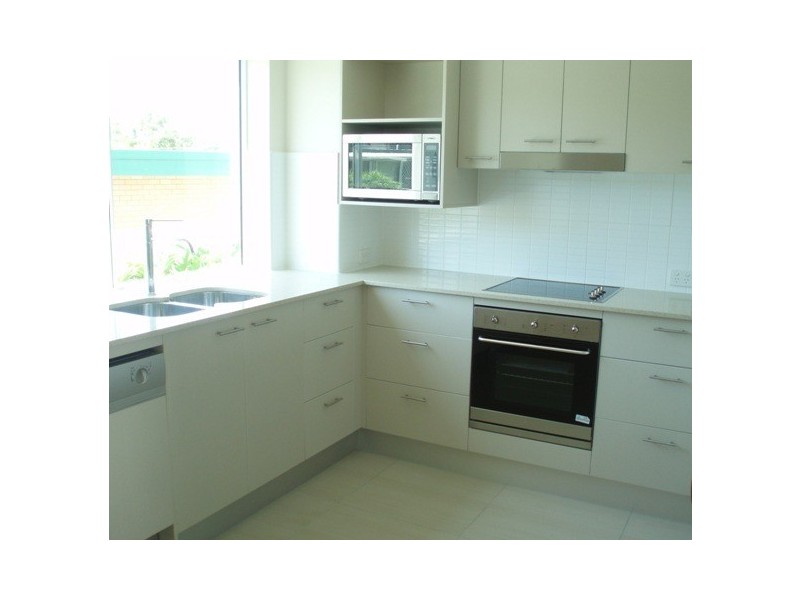 4/5-7 Aruma Street, Chevron Island QLD 4217