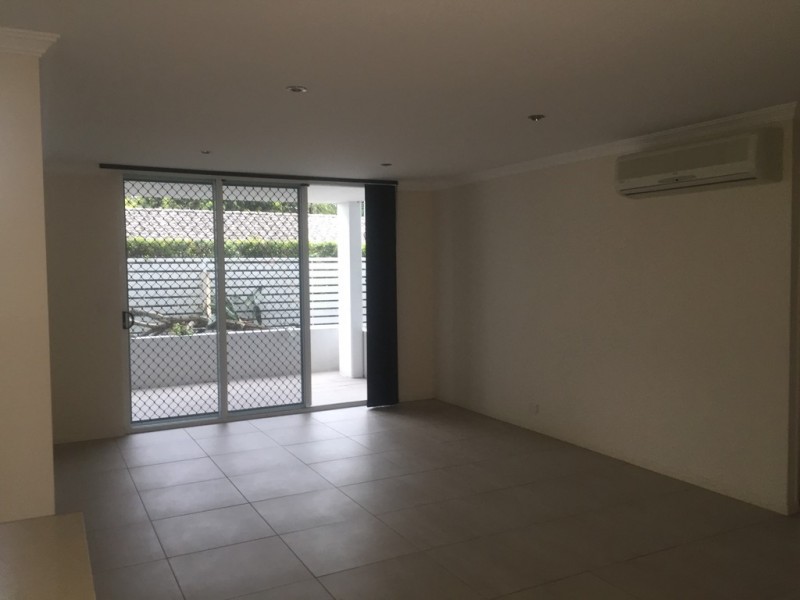 4/5-7 Aruma Street, Chevron Island QLD 4217