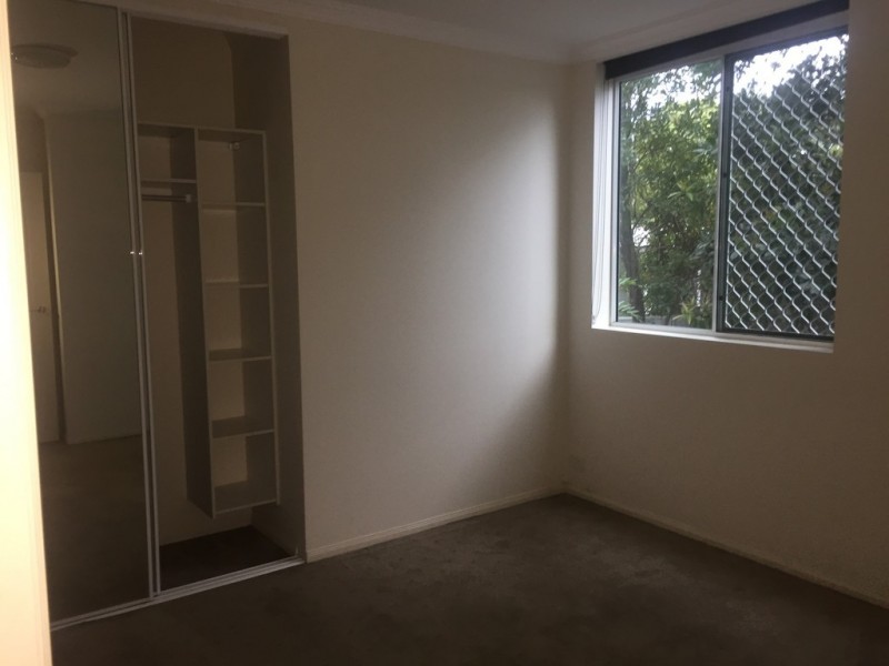 4/5-7 Aruma Street, Chevron Island QLD 4217