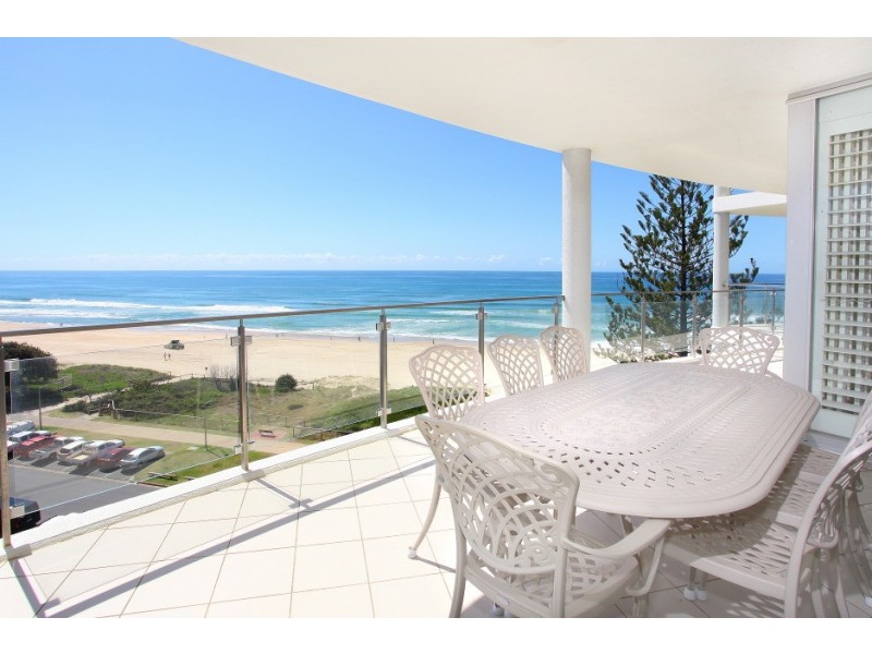 10 ‘Vogue’ 5-9 Broadbeach Boulevard, Broadbeach QLD 4218