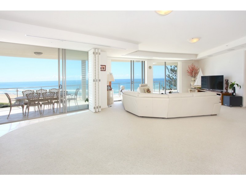 10 ‘Vogue’ 5-9 Broadbeach Boulevard, Broadbeach QLD 4218