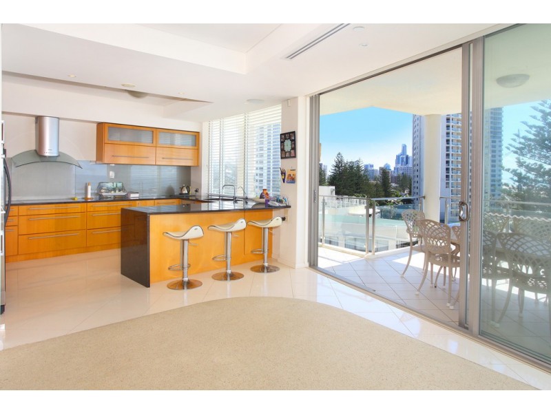 10 ‘Vogue’ 5-9 Broadbeach Boulevard, Broadbeach QLD 4218