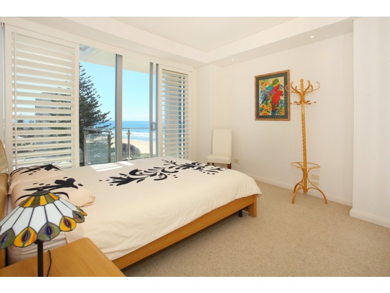 10 ‘Vogue’ 5-9 Broadbeach Boulevard, Broadbeach QLD 4218