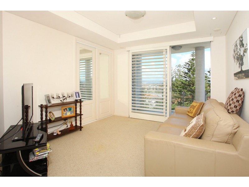 10 ‘Vogue’ 5-9 Broadbeach Boulevard, Broadbeach QLD 4218