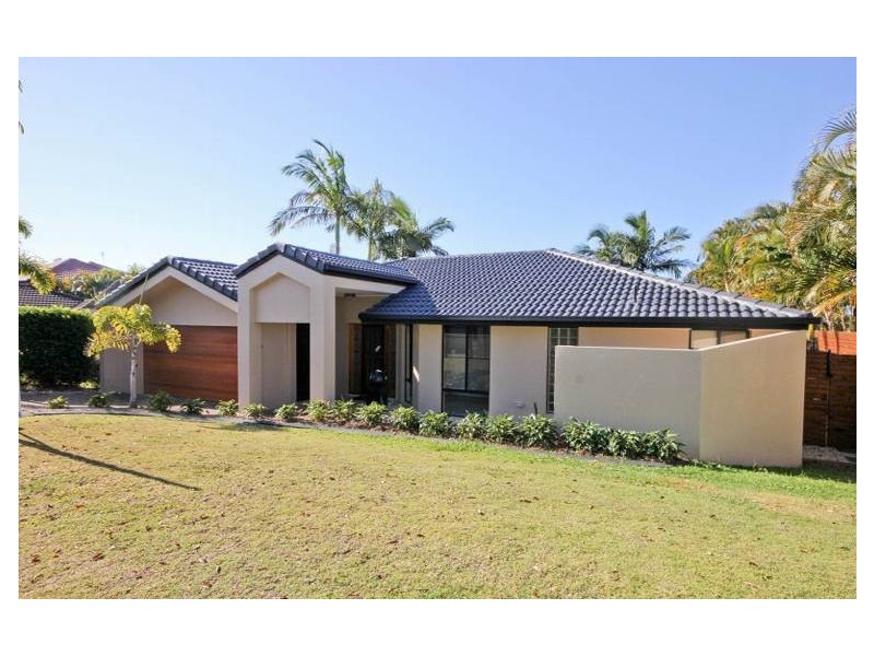 60 Sea Eagle Drive, Burleigh Waters QLD 4220