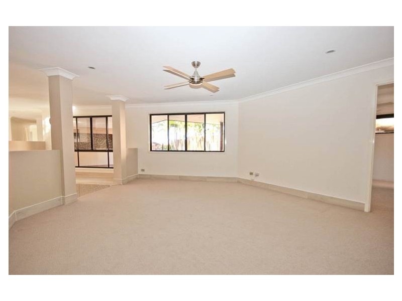 60 Sea Eagle Drive, Burleigh Waters QLD 4220