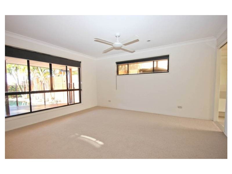 60 Sea Eagle Drive, Burleigh Waters QLD 4220