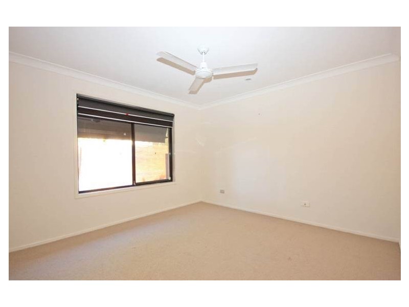 60 Sea Eagle Drive, Burleigh Waters QLD 4220