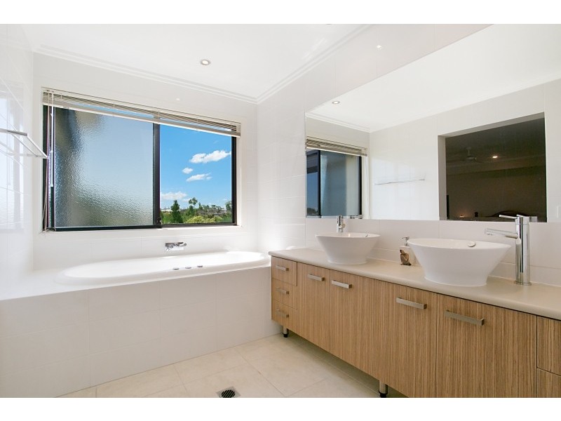 3 Corvus Way, Robina QLD 4226