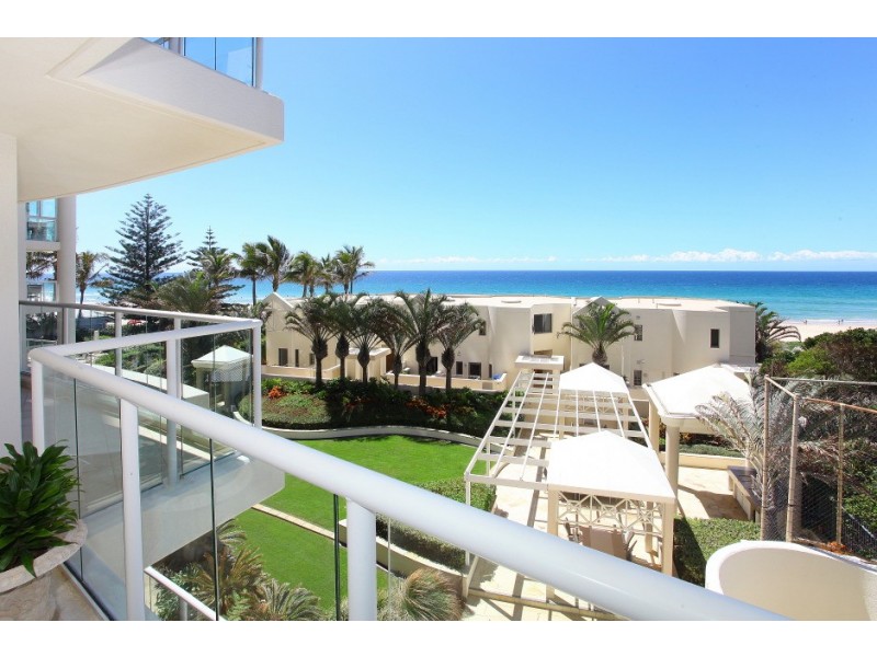 4D ‘La Sabbia’ 74 Old Burleigh Road, Surfers Paradise QLD 4217