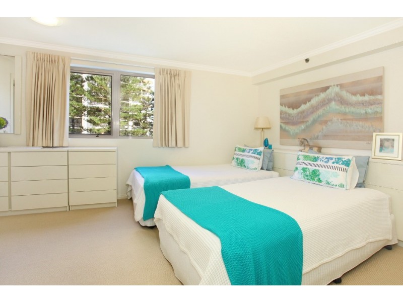 4D ‘La Sabbia’ 74 Old Burleigh Road, Surfers Paradise QLD 4217