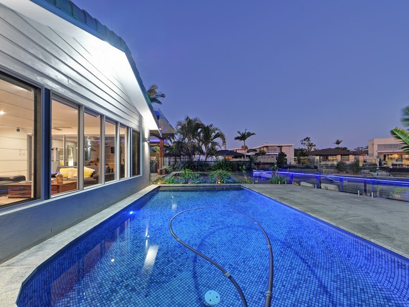 2 Laurel Court, Sorrento QLD 4217