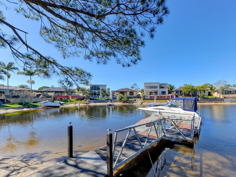 2 Laurel Court, Sorrento QLD 4217