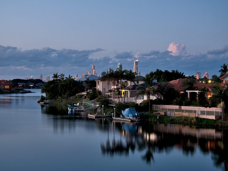 7 Clipper Boulevard, Clear Island Waters QLD 4226