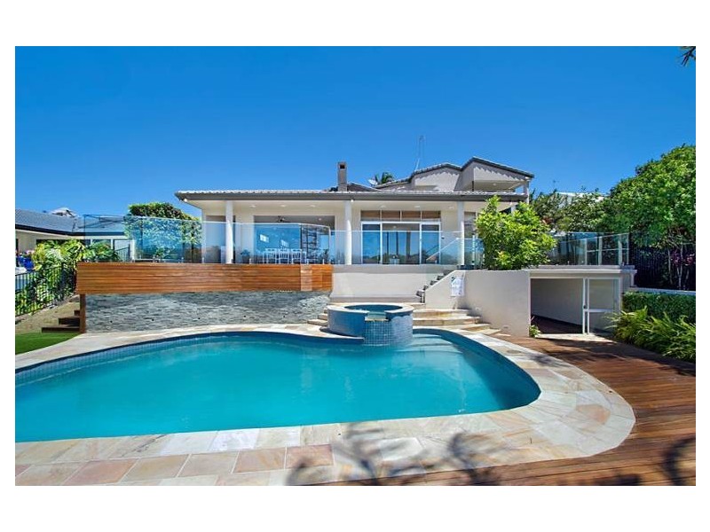 18 Garden Grove, Carrara QLD 4211