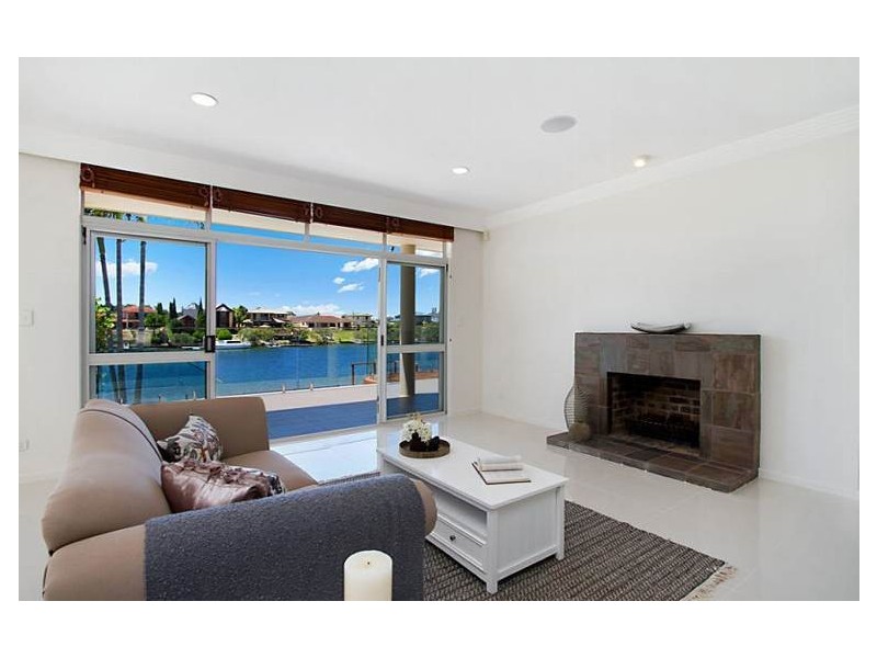 18 Garden Grove, Carrara QLD 4211