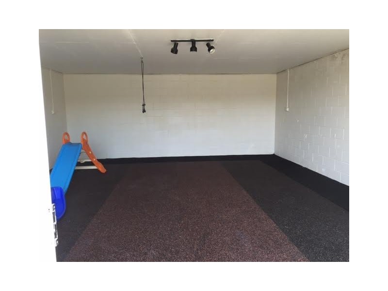 18 Garden Grove, Carrara QLD 4211