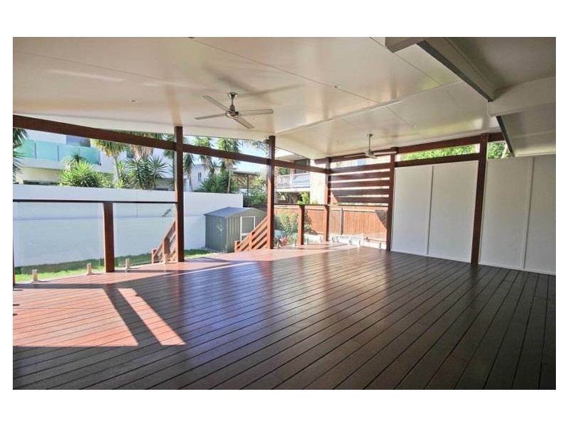 3 Petrel Ave, Mermaid Beach QLD 4218