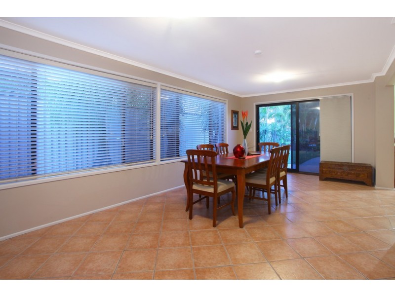 13 Parasol Street, Ashmore QLD 4214