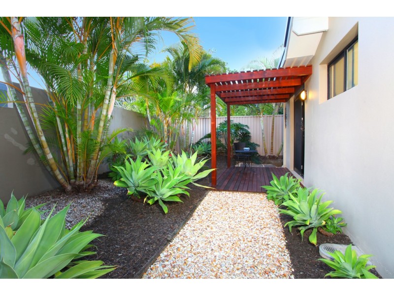 13 Parasol Street, Ashmore QLD 4214
