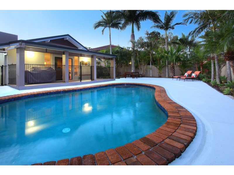 13 Parasol Street, Ashmore QLD 4214