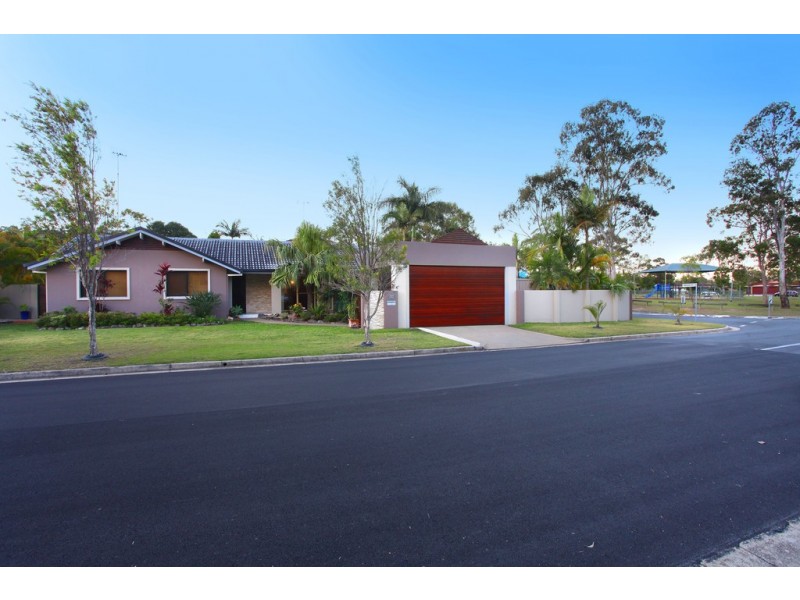 13 Parasol Street, Ashmore QLD 4214