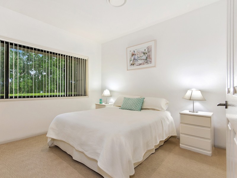 3 Martingale Circuit, Clear Island Waters QLD 4226