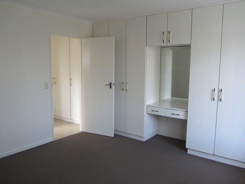 5/43 Chelsea Ave, Broadbeach QLD 4218