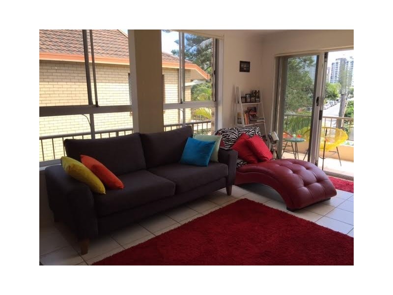 6/24 First Ave, Broadbeach QLD 4218