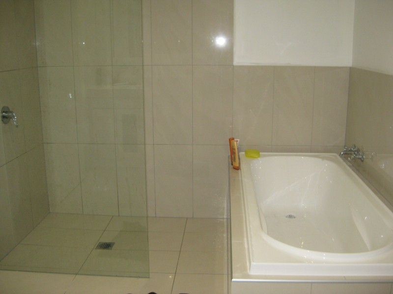 48 Sunshine Boulevard, Broadbeach Waters QLD 4218