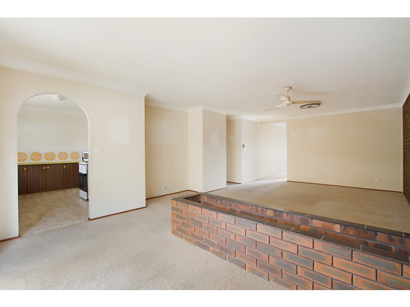 2/14 Logan Avenue, Miami QLD 4220