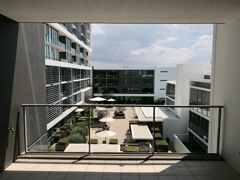 1303/33 TE Peters Drive “Fresh Water Point, Broadbeach Waters QLD 4218