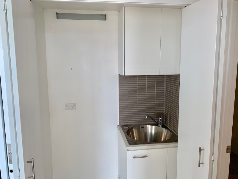 1303/33 TE Peters Drive “Fresh Water Point, Broadbeach Waters QLD 4218