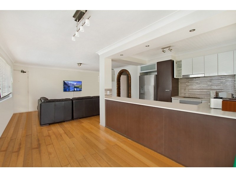 3/38 Chelsea Avenue, Broadbeach QLD 4218