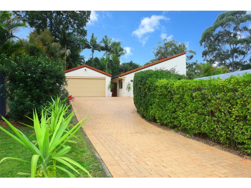 12 Chatswood Court, Robina QLD 4226