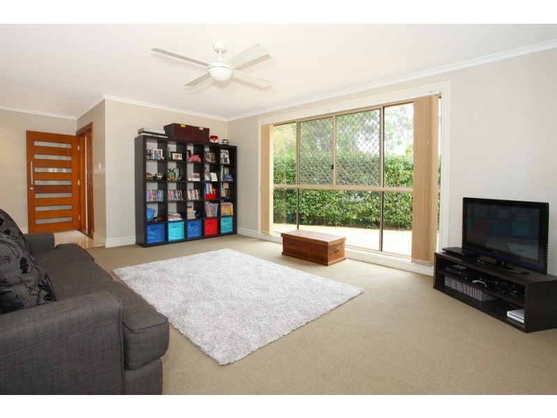 12 Chatswood Court, Robina QLD 4226