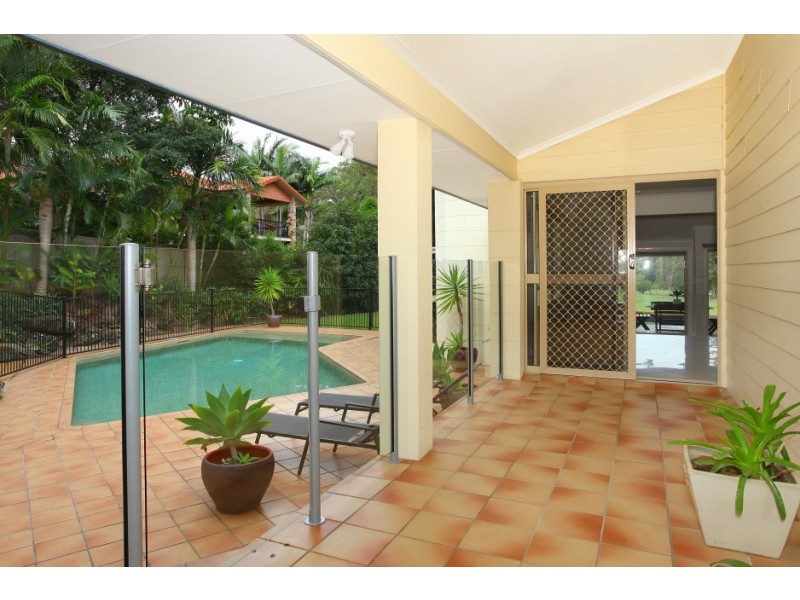 12 Chatswood Court, Robina QLD 4226