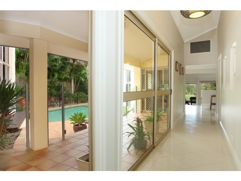 12 Chatswood Court, Robina QLD 4226