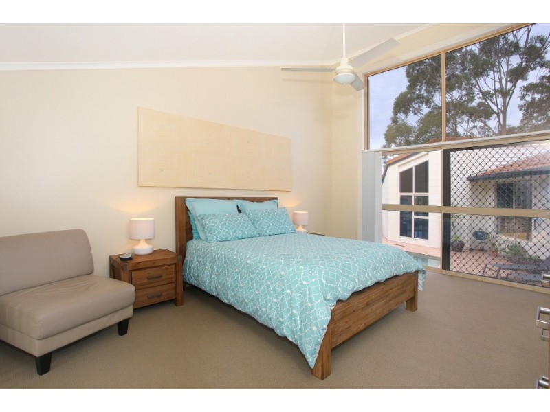 12 Chatswood Court, Robina QLD 4226